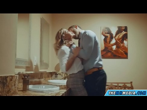 ❤️ 공공 화장실에서 가슴이 큰 금발이 당신을 유혹 할 때 ❤️❌ 포르노 fb 포르노에서 ko.eviewporn-com.ru ❤